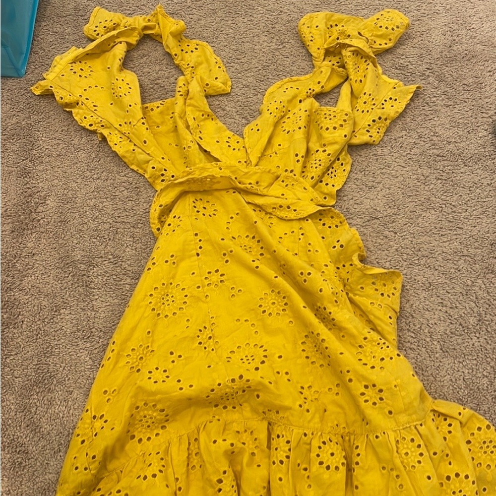 Mustard ruffle floral dress with open back ASTR the brand
